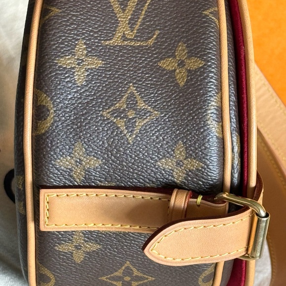 Tamborine Louis Vuitton Crossbody body bag made in France 2019 .Never worn.New - Picture 4 of 11